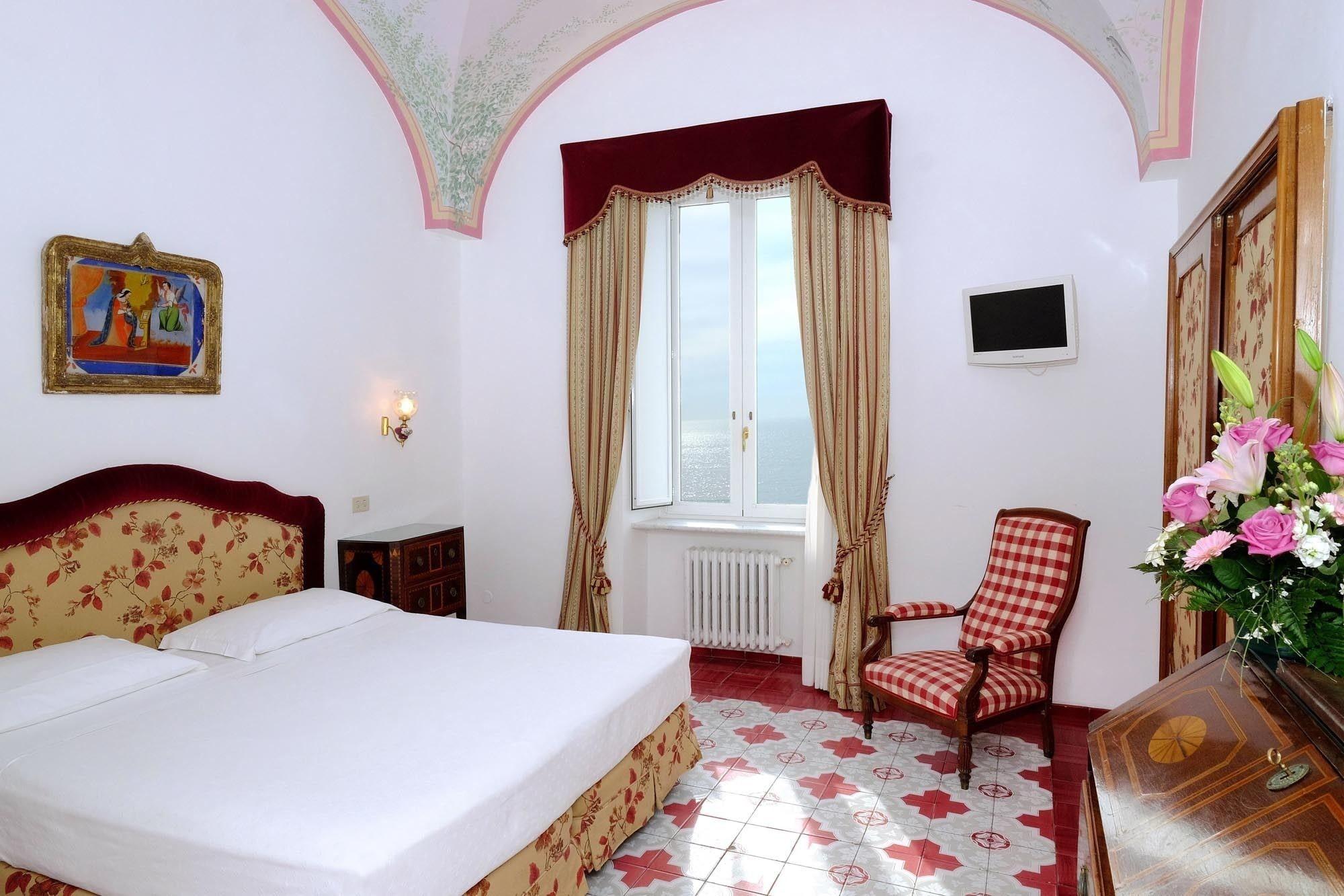 Hotel Luna Convento Amalfi Exteriör bild