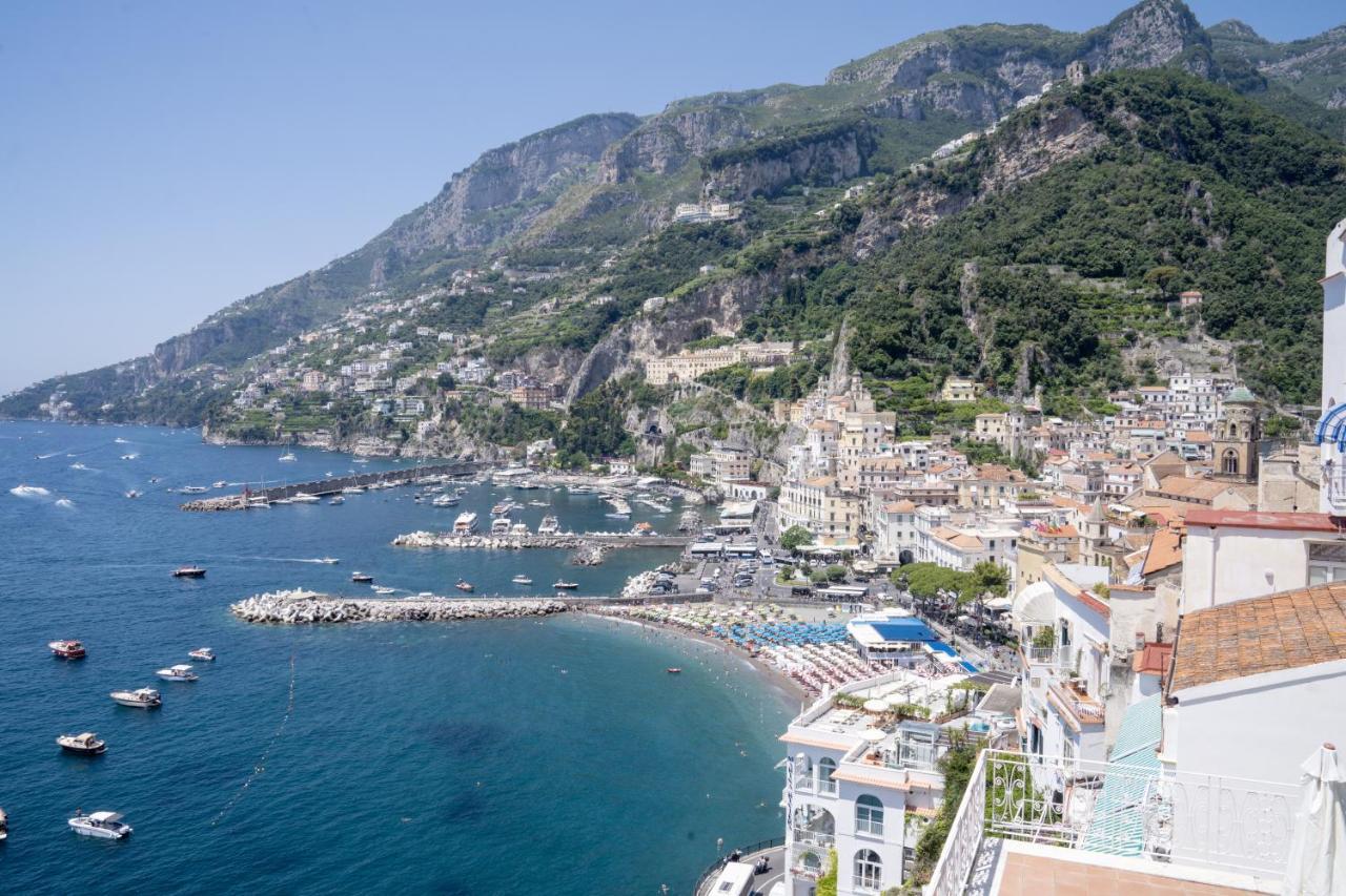 Hotel Luna Convento Amalfi Exteriör bild