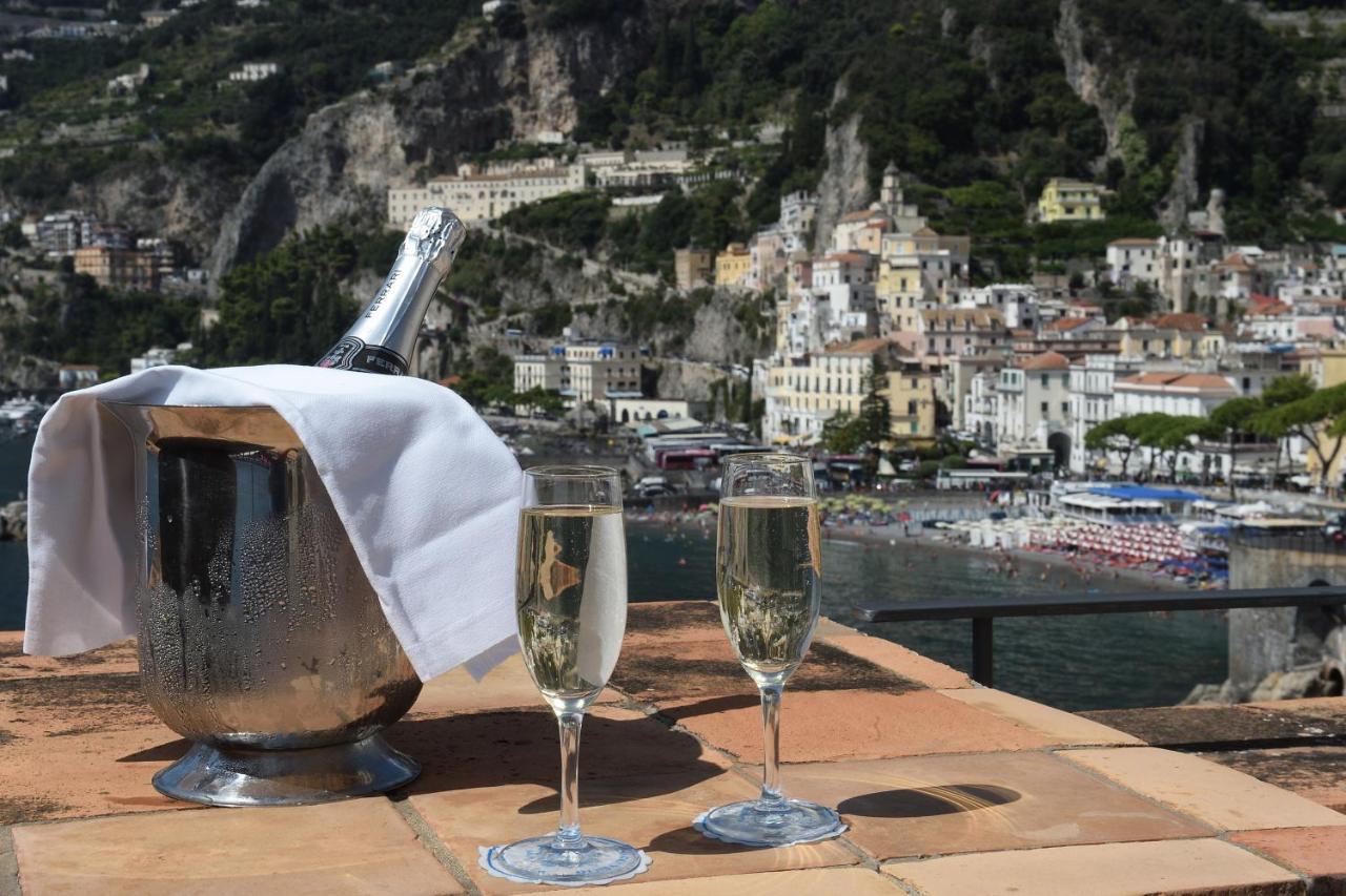 Hotel Luna Convento Amalfi Exteriör bild